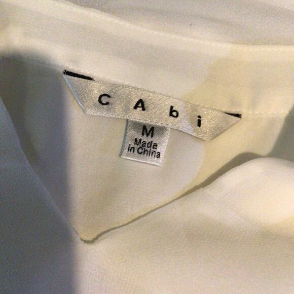 CAbi White Allure Pull Over V-Neck Blouse Style 118 Size M - Picture 5 of 7